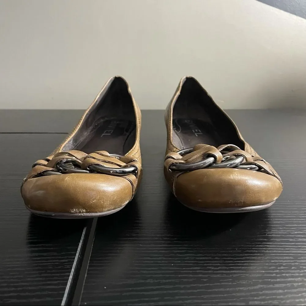 Bivel sold by Nordstrom Leather Braided Toe Covered Flat Slight Wedge Flat, 40 - Picture 3 of 13